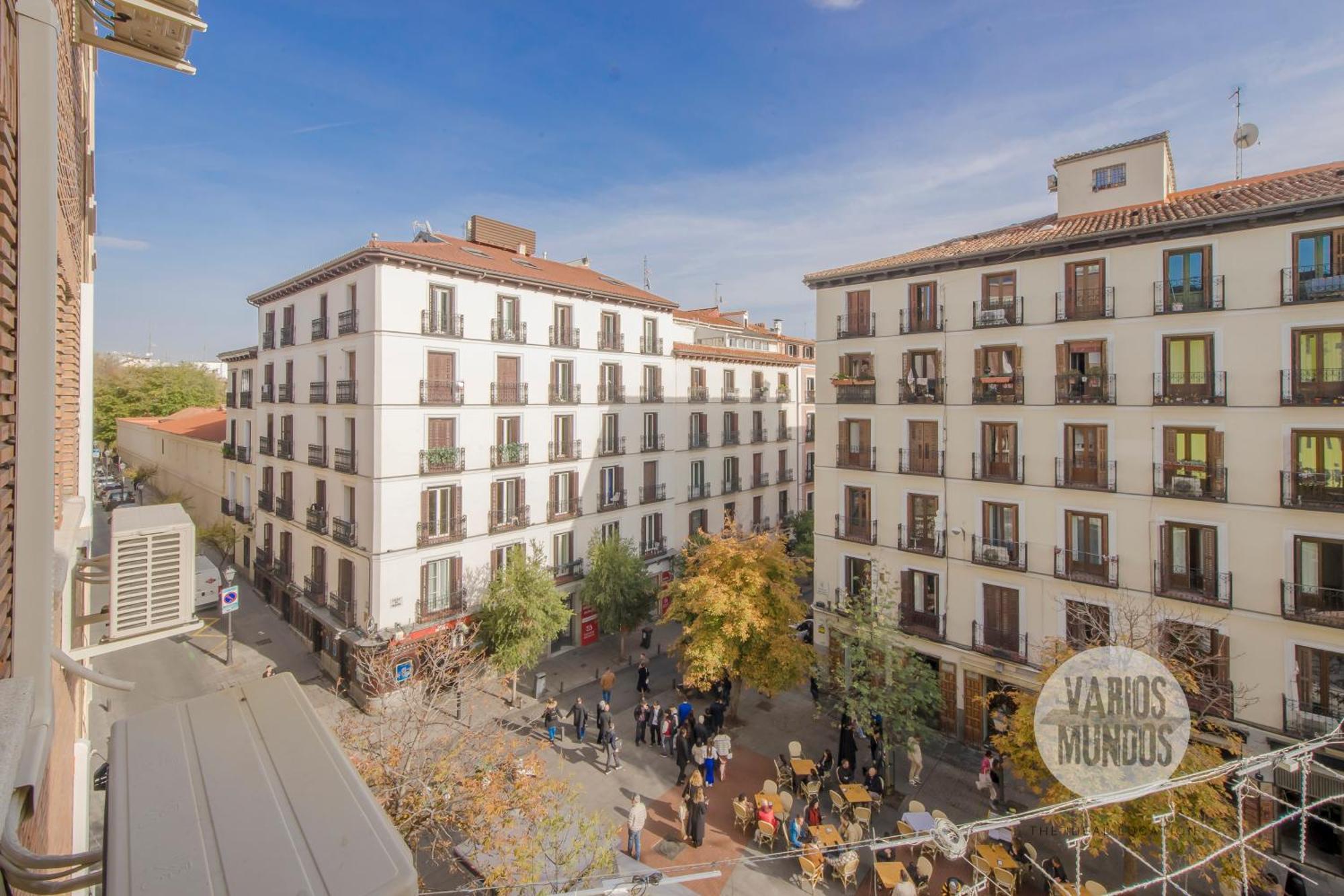 Sutil Elegancia Para 3, En Plaza De Chueca مدريد المظهر الخارجي الصورة